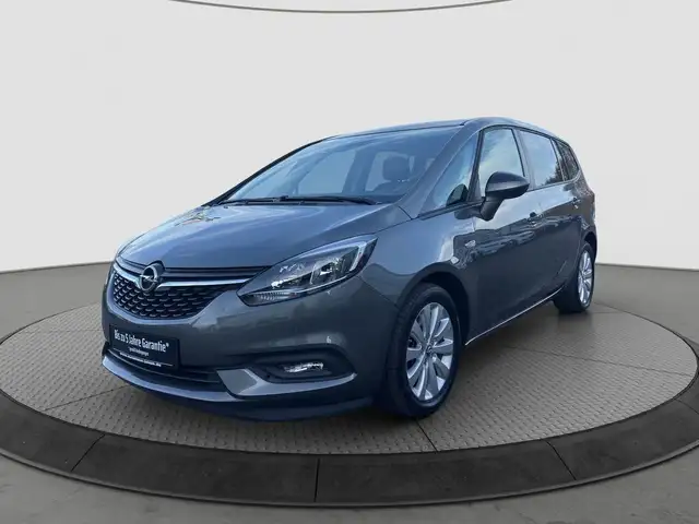 Opel Zafira 1.6 16V SIDI Turbo