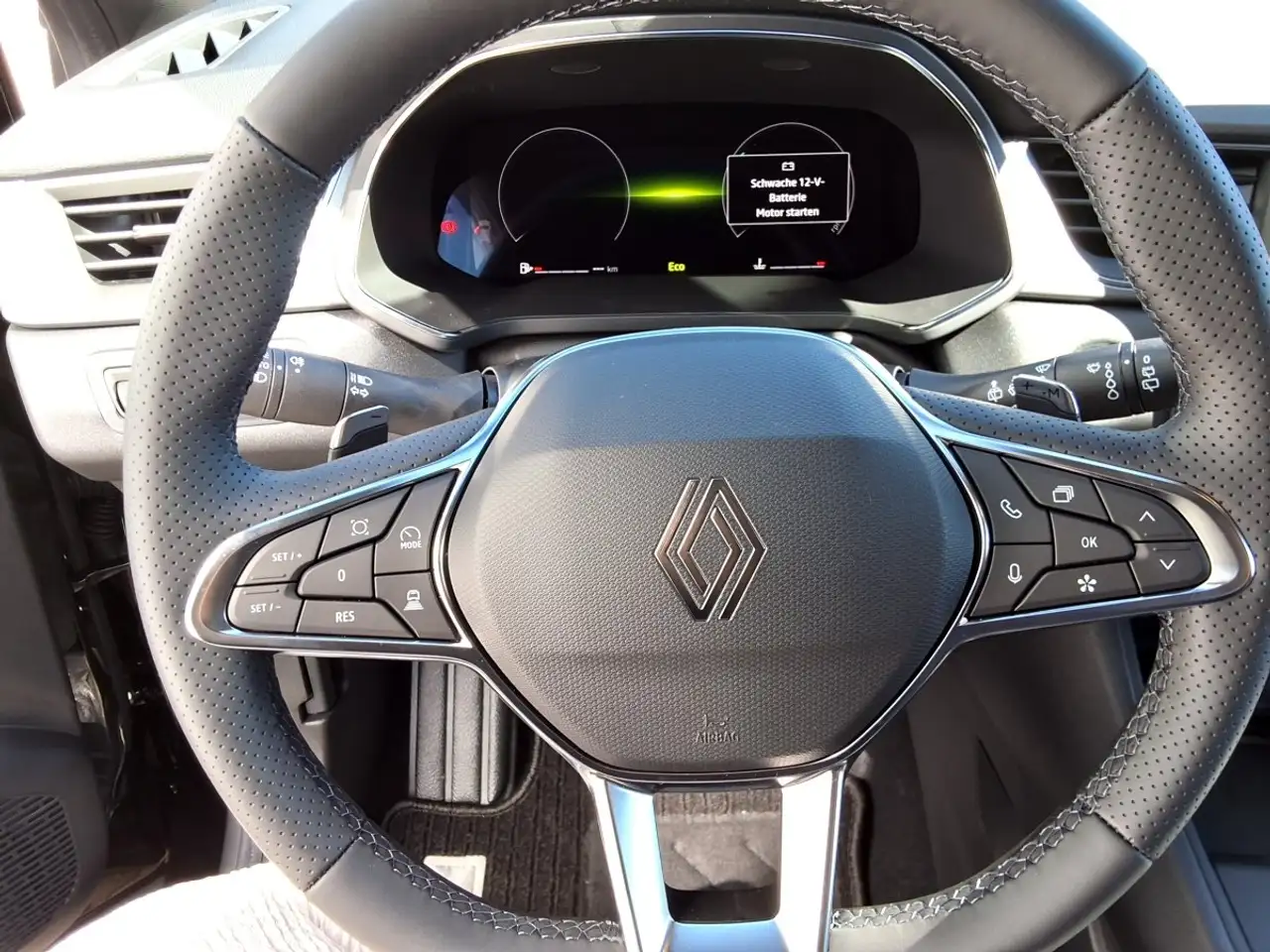 Renault Captur MILD HYBRID 140 TECHNO NAVI/KLIMAAUTO/CARPLAY/SHZ/ 10