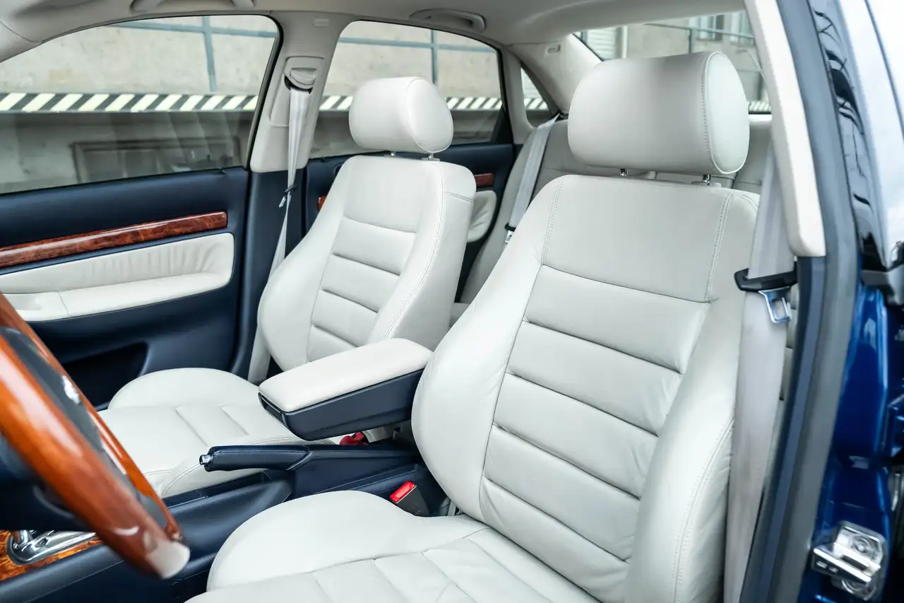 Audi A4 2,4 S4 I Bose I Recaro I Holz I Leder I Xenon I Klima I Kleiner A8, foto 10