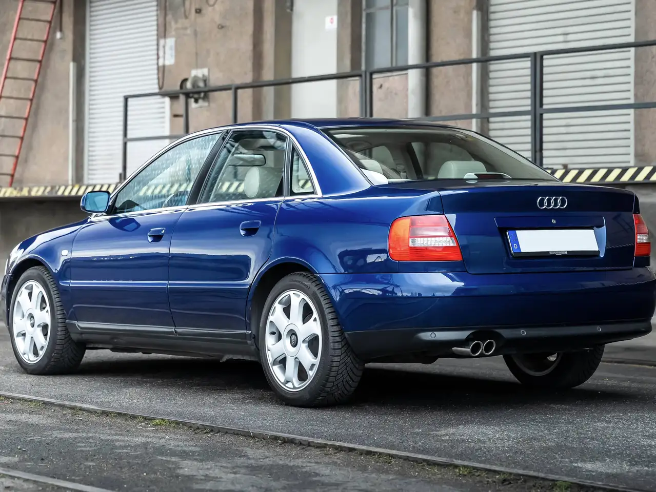 Audi A4 2,4 S4 I Bose I Recaro I Holz I Leder I Xenon I Klima I Kleiner A8, foto 2