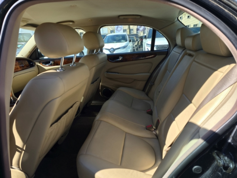 Jaguar XJ 6 3.0 — photo 8