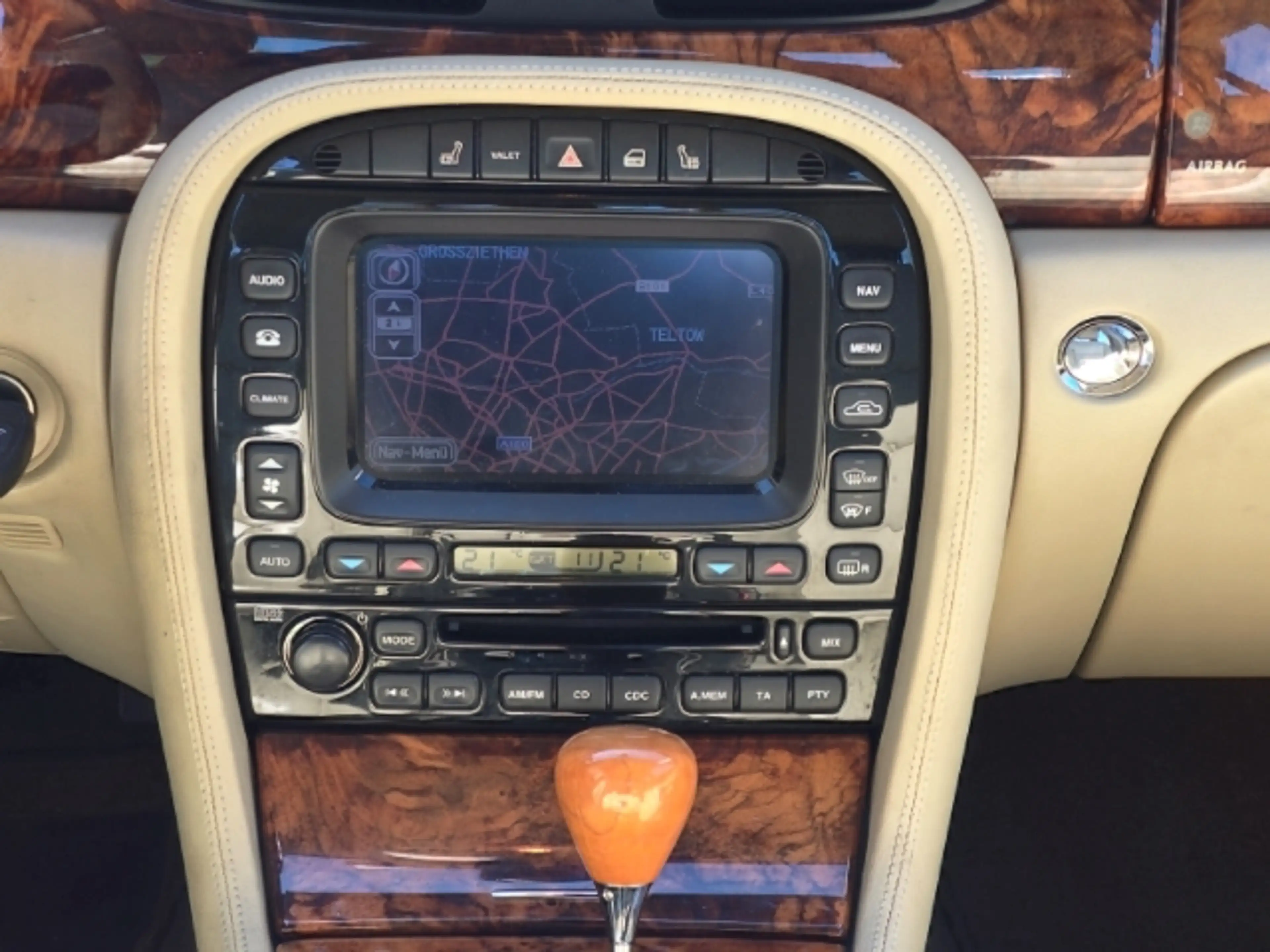 Jaguar XJ 6 3.0 — photo 13