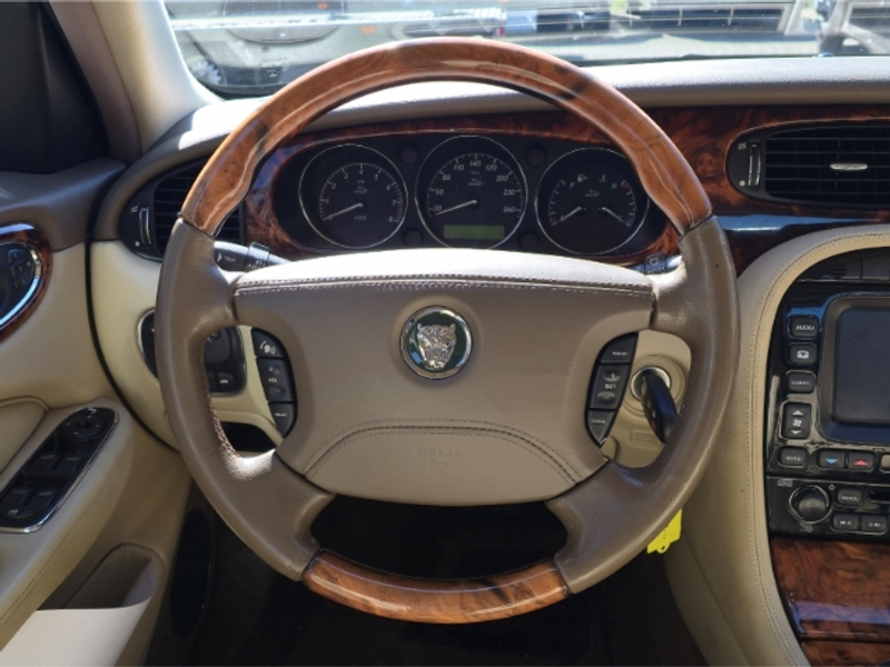 Jaguar XJ 6 3.0 — photo 12