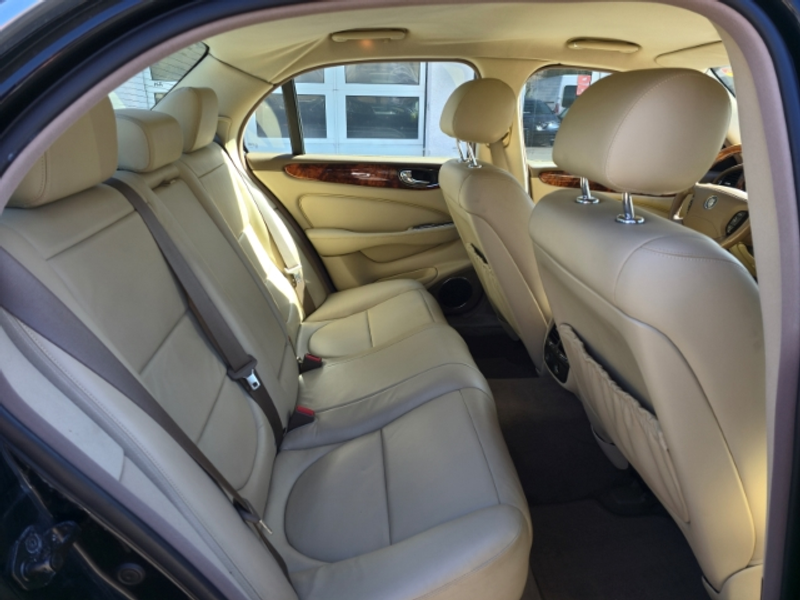 Jaguar XJ 6 3.0 — photo 9