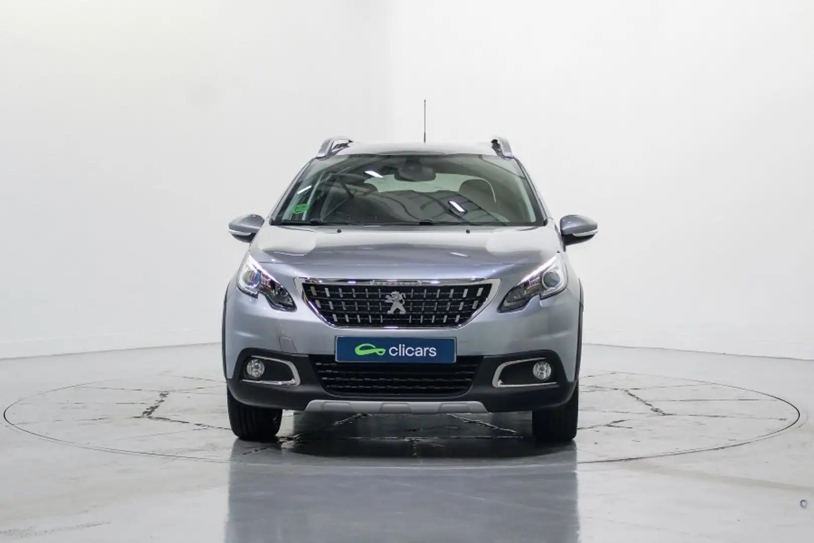 Peugeot 2008 1.2 PureTech S&S Allure 110 Grau - 2