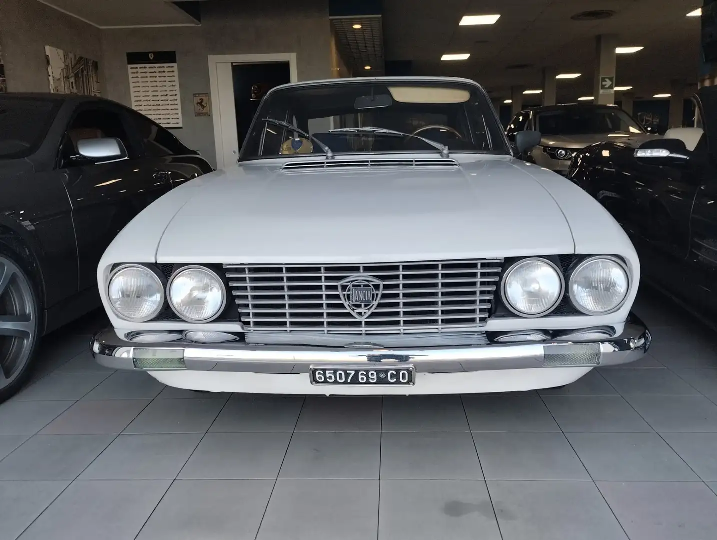 Lancia Flavia COUPE' 2000 Blanco - 1