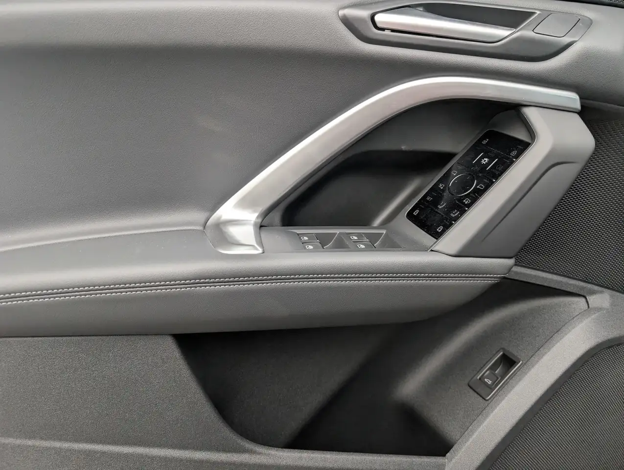 Audi Q5 снимка Audi Q5