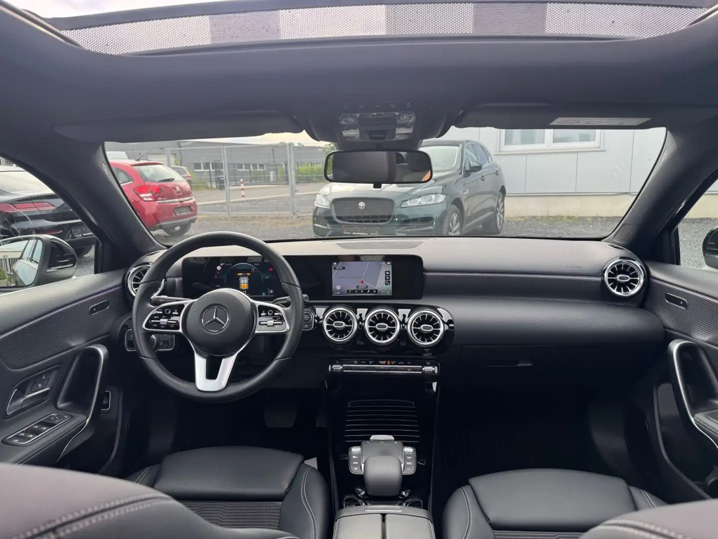 Mercedes-Benz A 200 A -Klasse Lim. Pano Amb Beleuchtung Garant Noir - 2