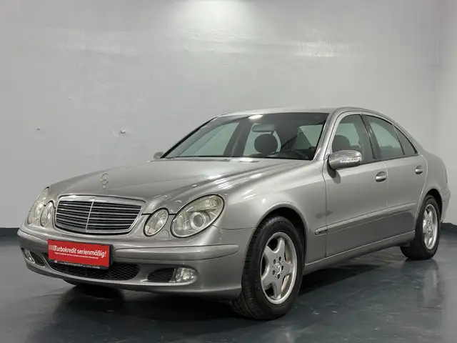 Mercedes-Benz E 200