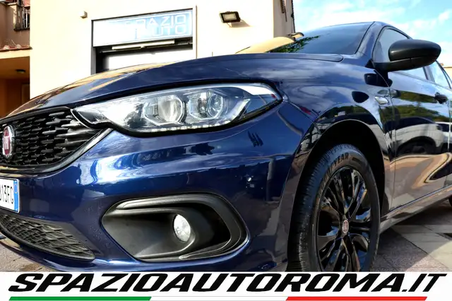 Fiat Tipo 1.3 MJT 95CV STREET NAVI+PDC+CRUISE+TEL+PACK BLACK