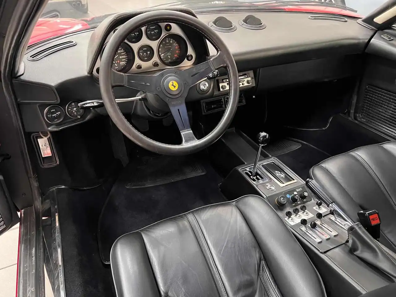 Ferrari 208 GTS, foto 6