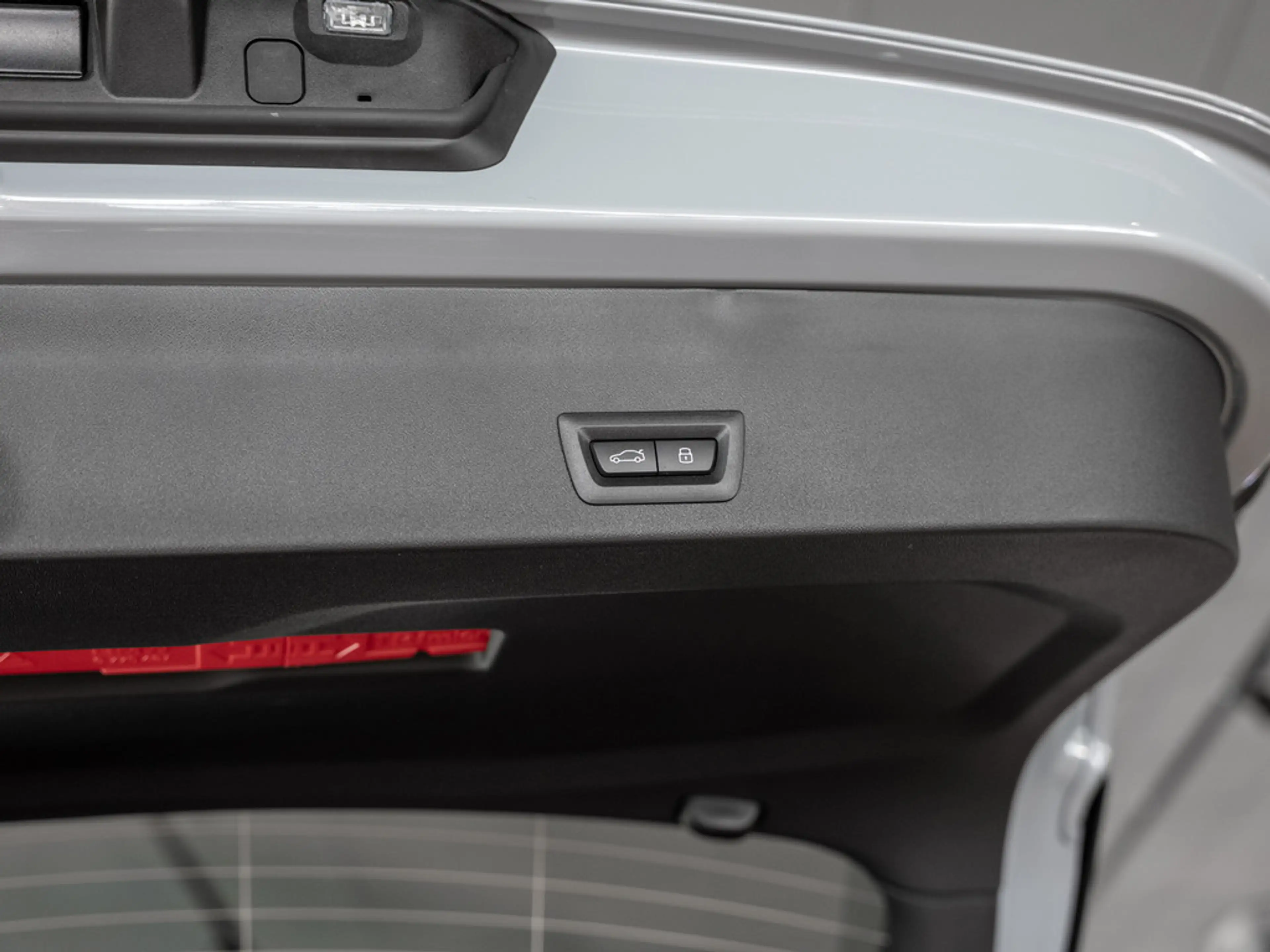BMW iX3 40 360° PANO LED HUD ACC AHK H/K KAMERA — photo 14