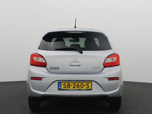 Mitsubishi Space Star view 4