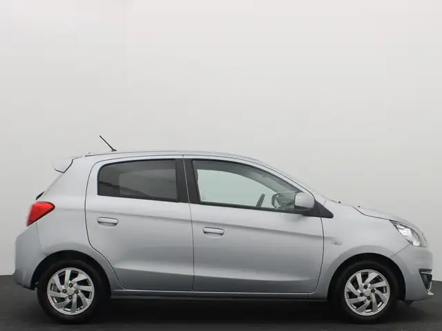 Mitsubishi Space Star view 15