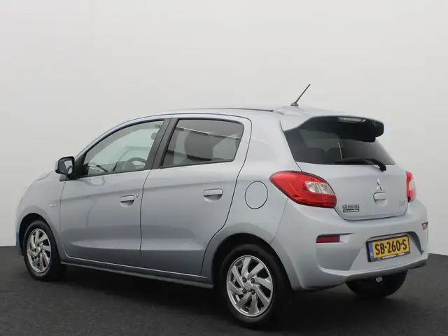 Mitsubishi Space Star view 3