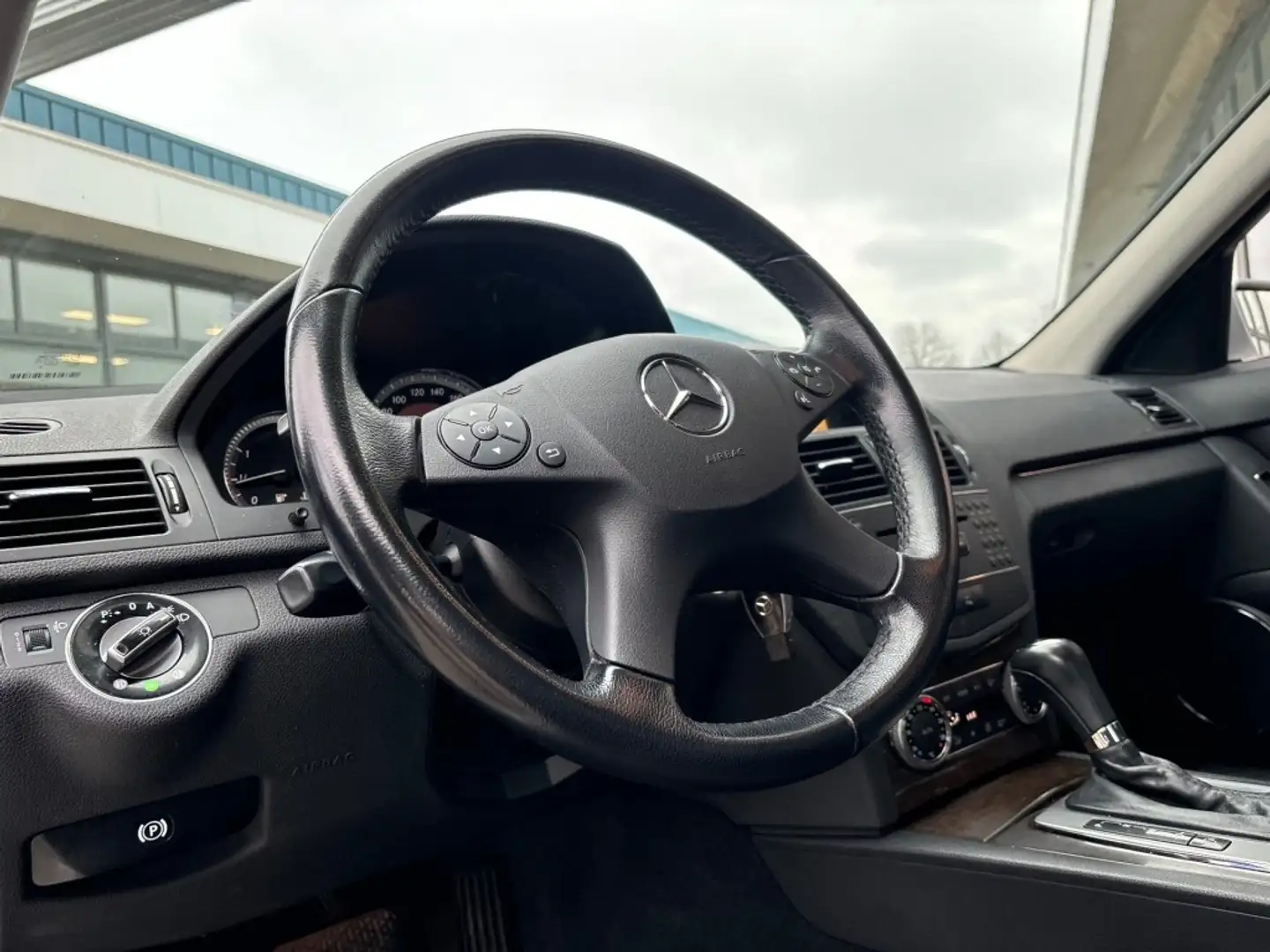 Mercedes-Benz C 200 200 K ELEGANCE AUTOMAAT 184PK  AIRCO PDC LMV Grijs - 2