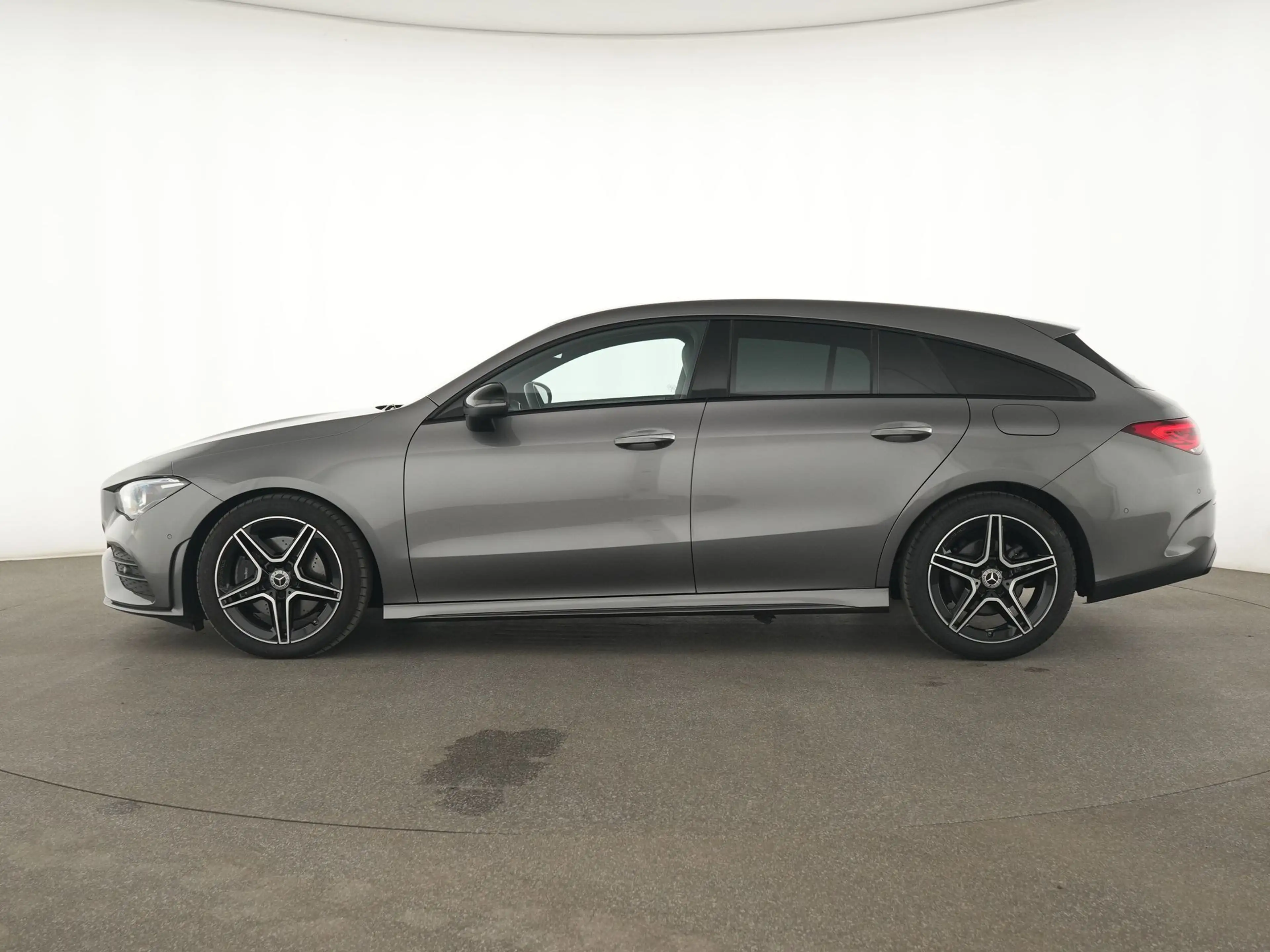 Mercedes-Benz CLA 200 d Shooting Brake AMG Line ACC|Kamera|LED — photo 9