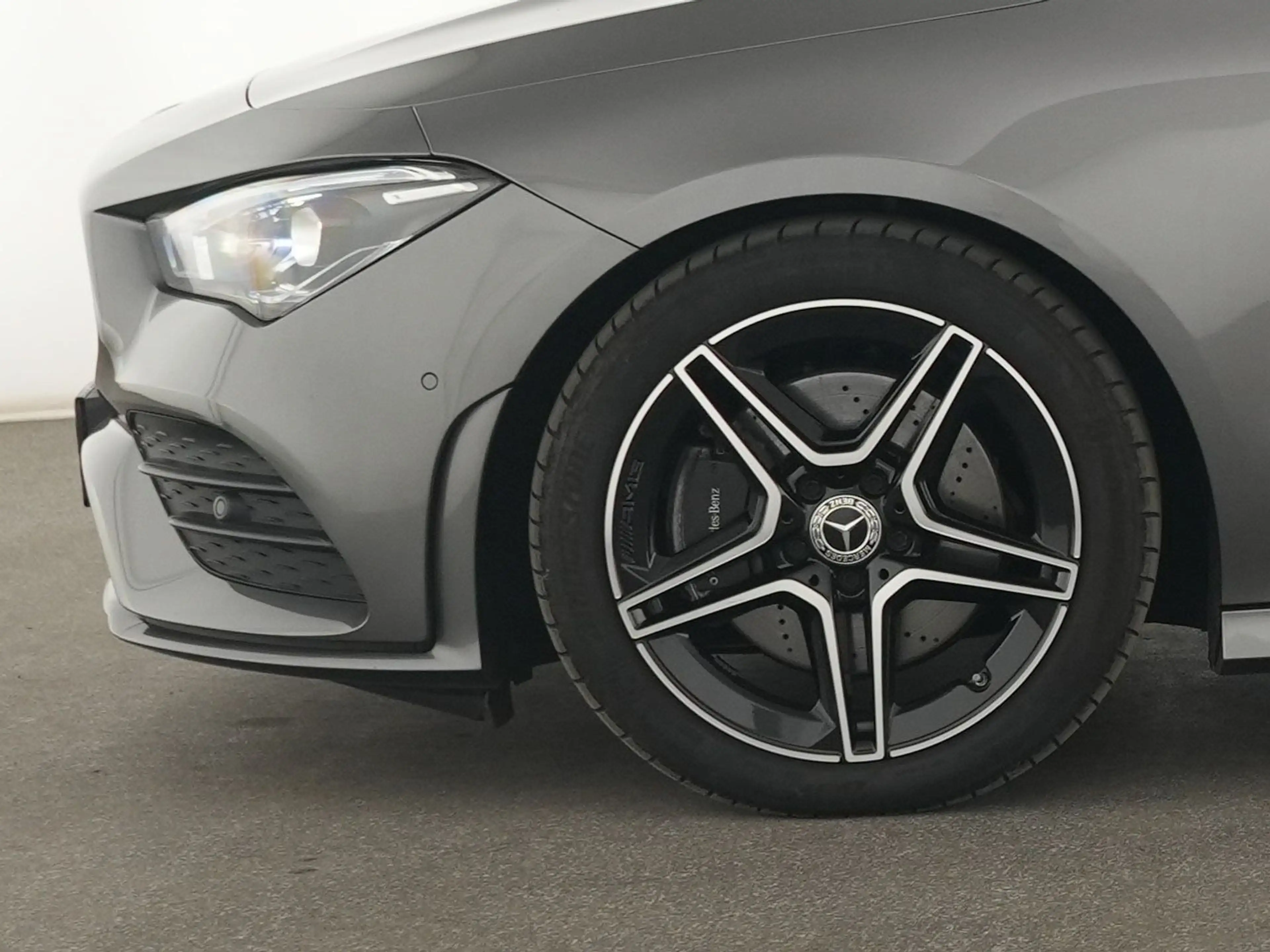Mercedes-Benz CLA 200 d Shooting Brake AMG Line ACC|Kamera|LED — photo 13