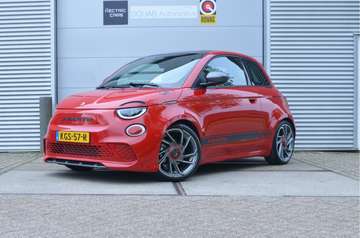 Abarth Turismo 42 kWh Pano, 18" Alu