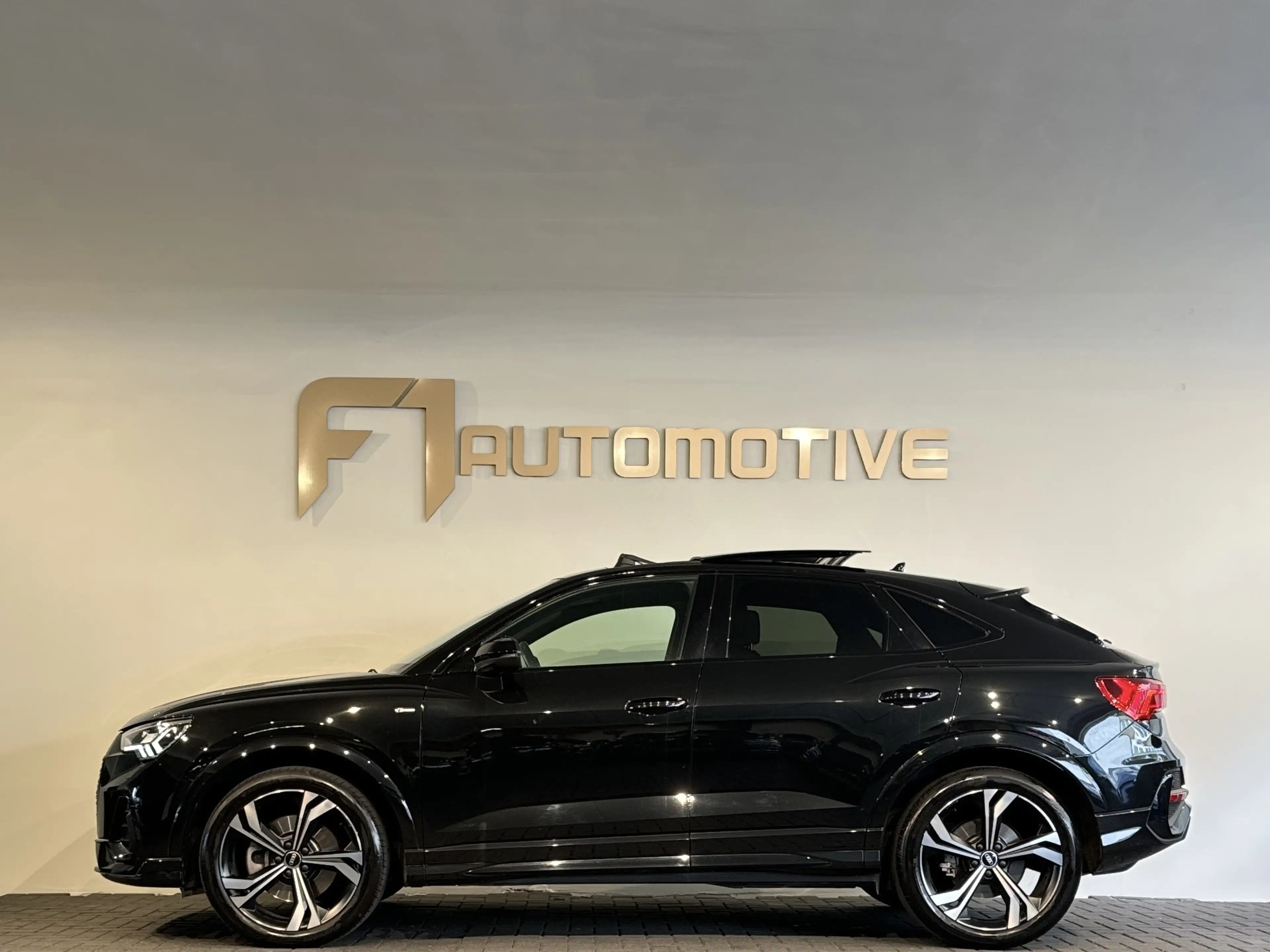 Audi Q3 Sportback 40 TFSI quattro 3xS-Line Pano|ACC|Lane|C — photo 13