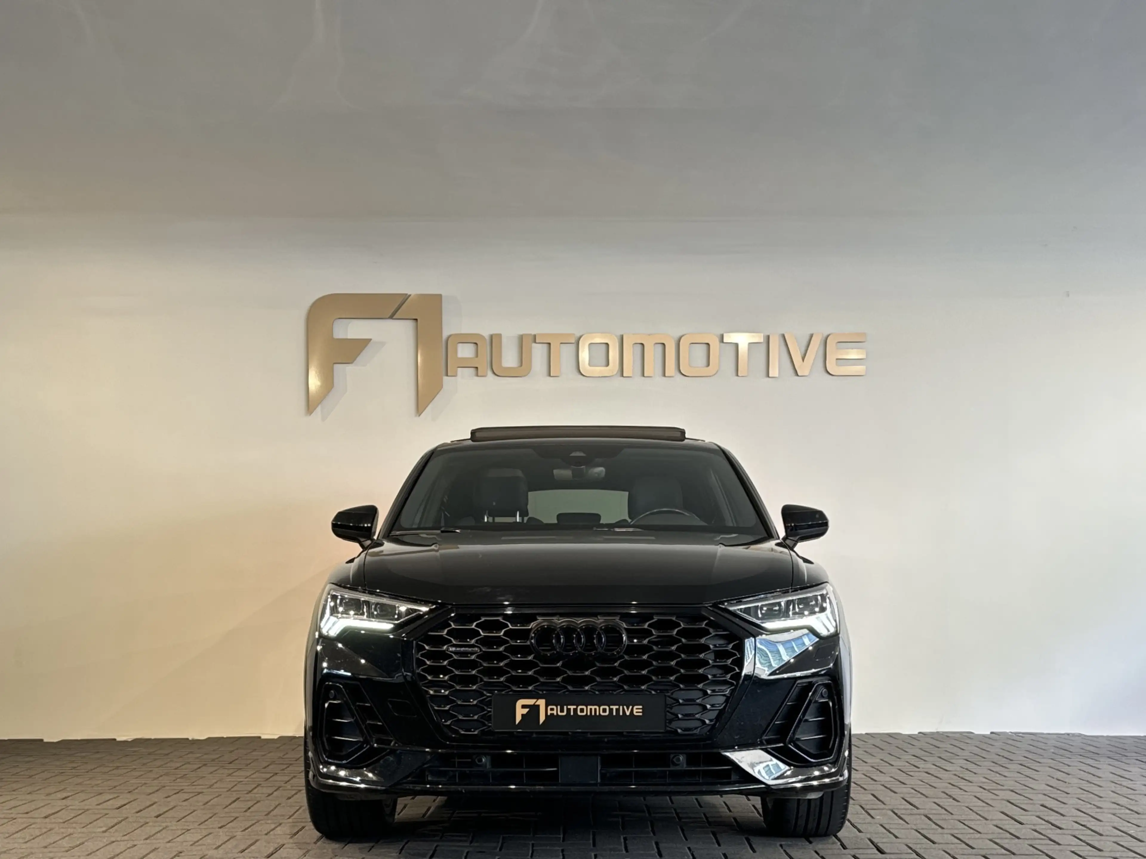 Audi Q3 Sportback 40 TFSI quattro 3xS-Line Pano|ACC|Lane|C — photo 6