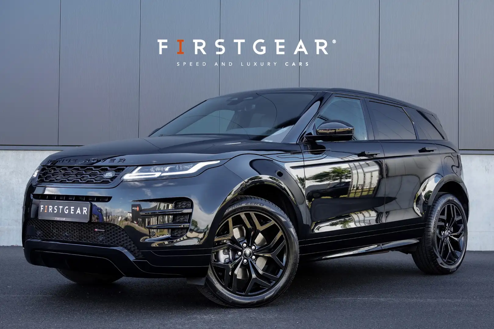 Land Rover Range Rover Evoque 1.5 P300e PHEV AWD S *Meridian / Panorama / Memory Zwart - 1