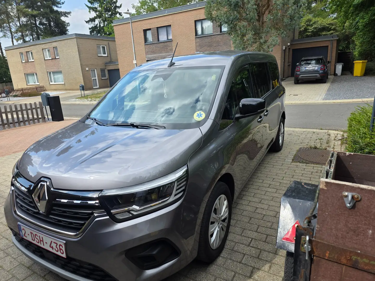 Renault Kangoo Grand Kangoo TCe 130 Equilibre Gris - 1