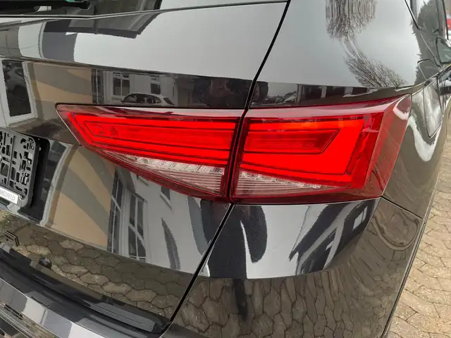 Cupra Ateca view 7