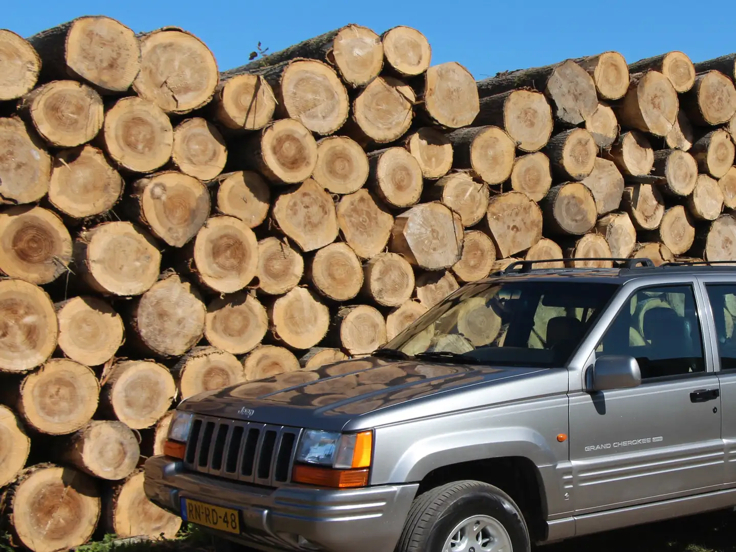 Jeep Grand Cherokee Grand Cherokee - 2