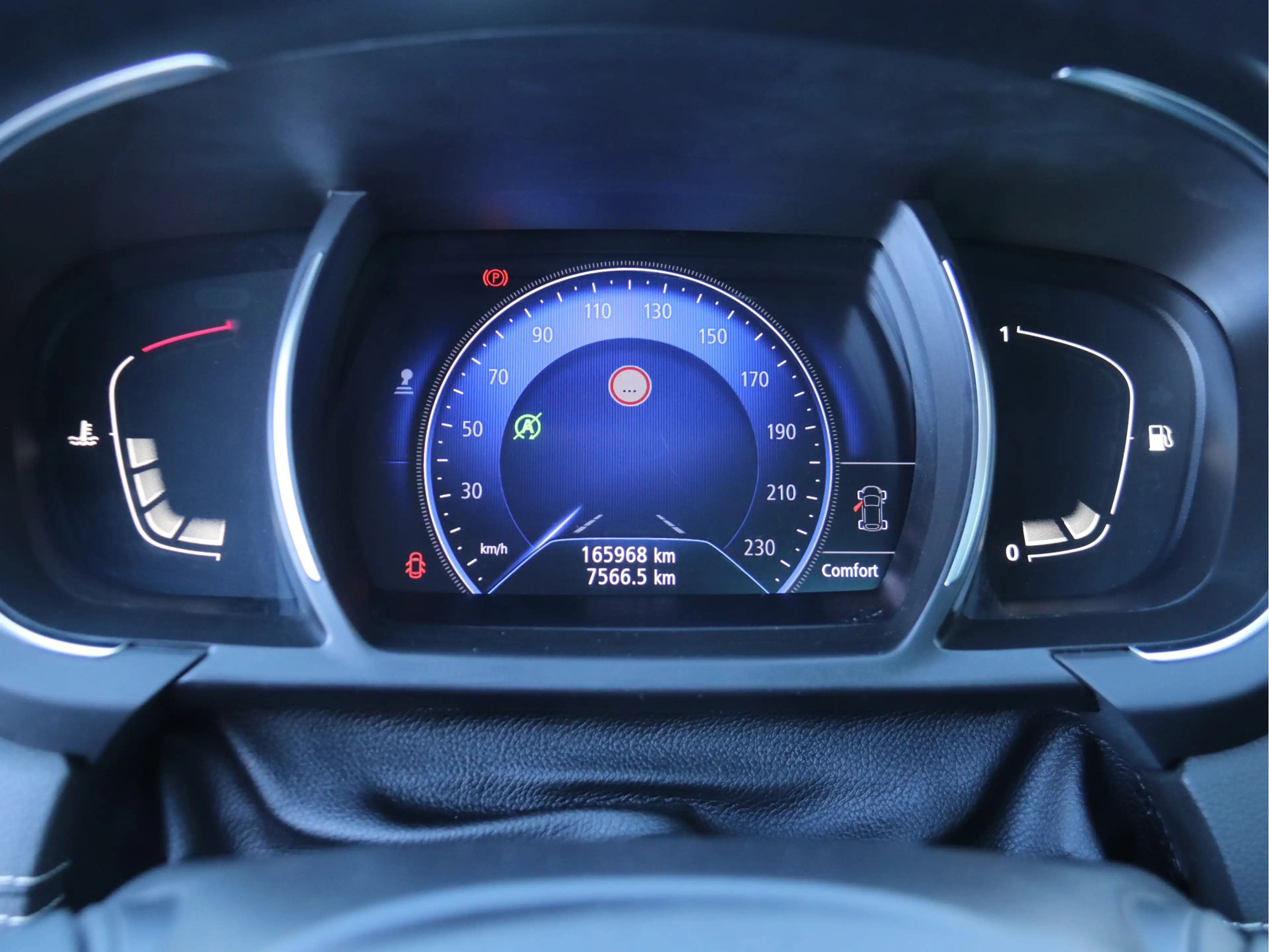 Renault Grand Scenic 1.3 TCe Intens 7p. NAVI / CRUISE / CAMERA / CLIMAT — photo 9