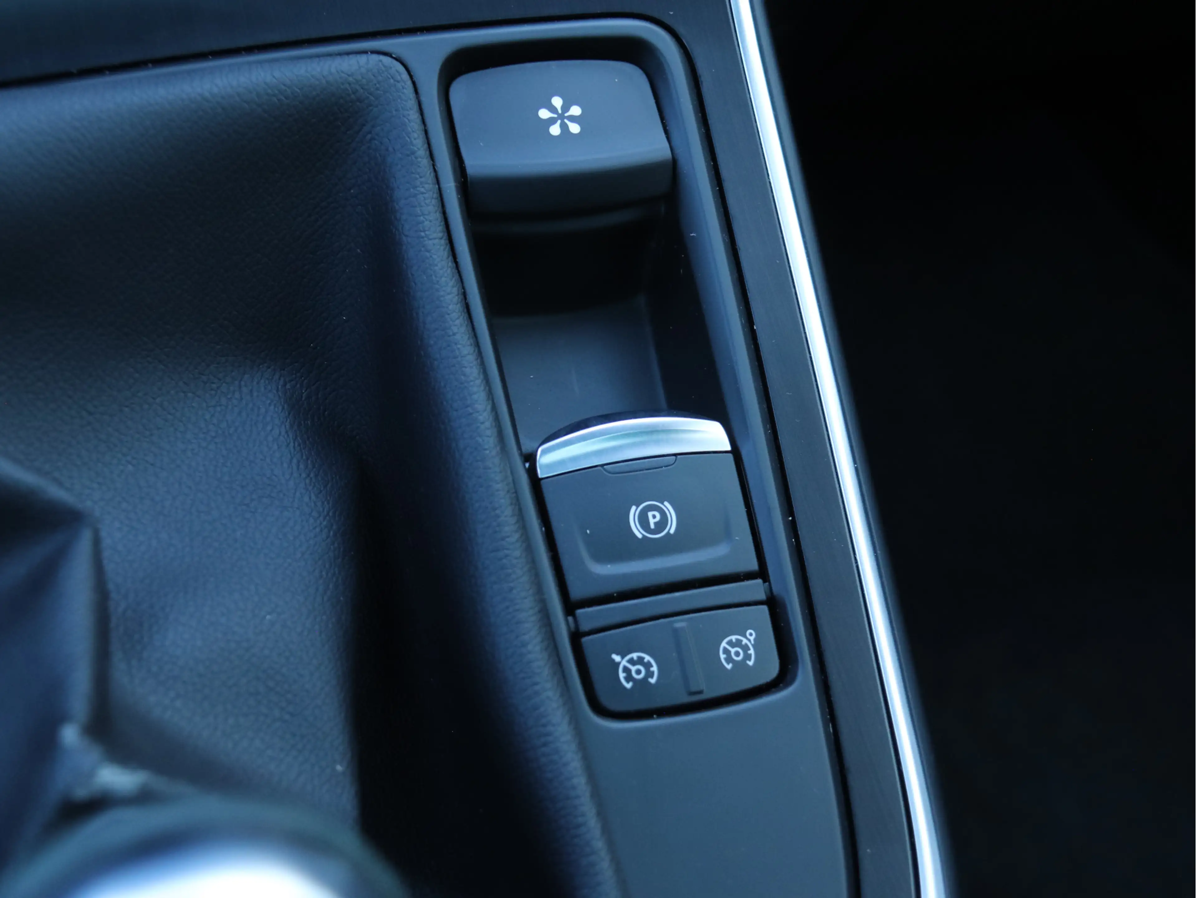 Renault Grand Scenic 1.3 TCe Intens 7p. NAVI / CRUISE / CAMERA / CLIMAT — photo 15