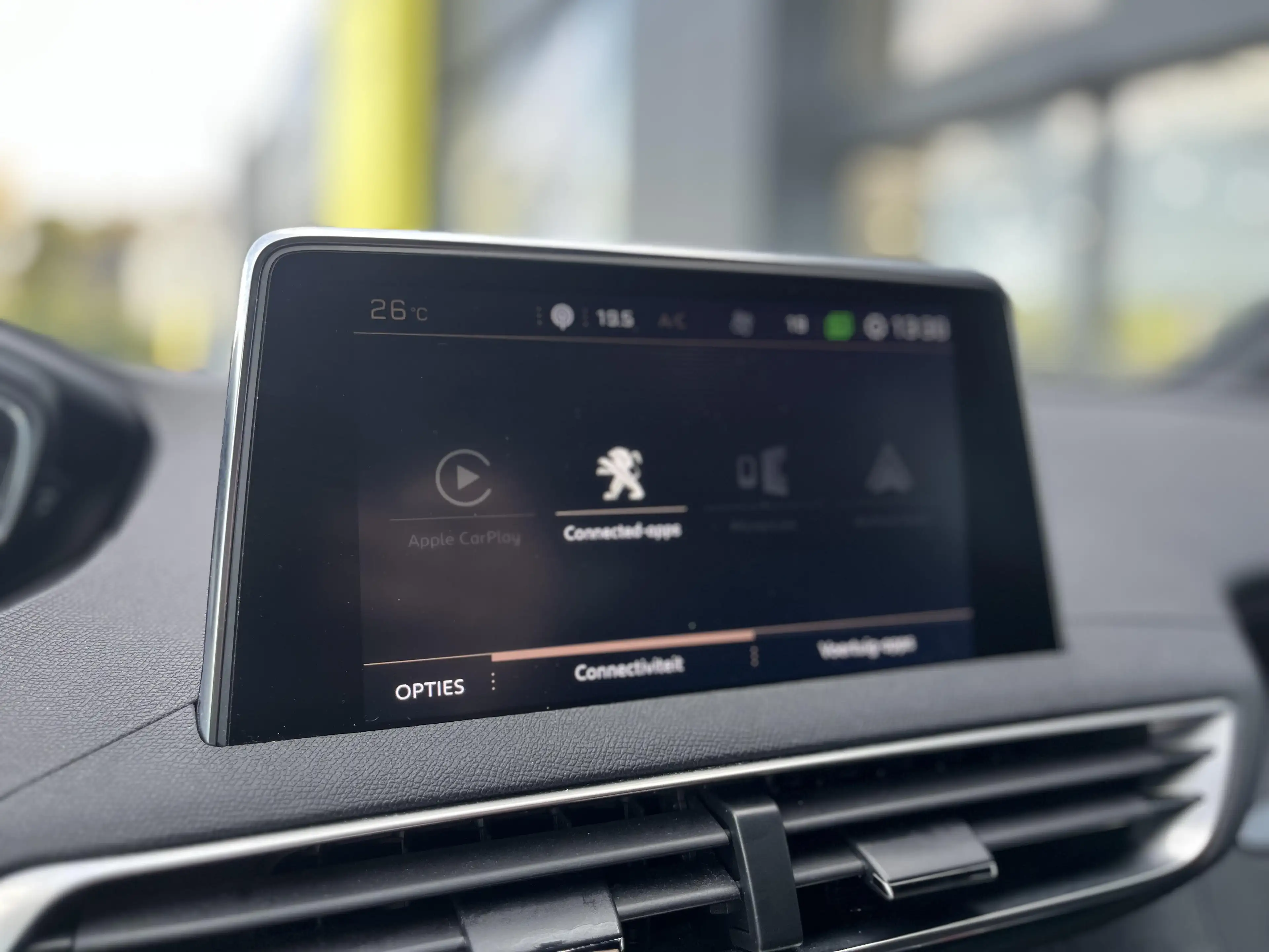 Peugeot 3008 GT — photo 21