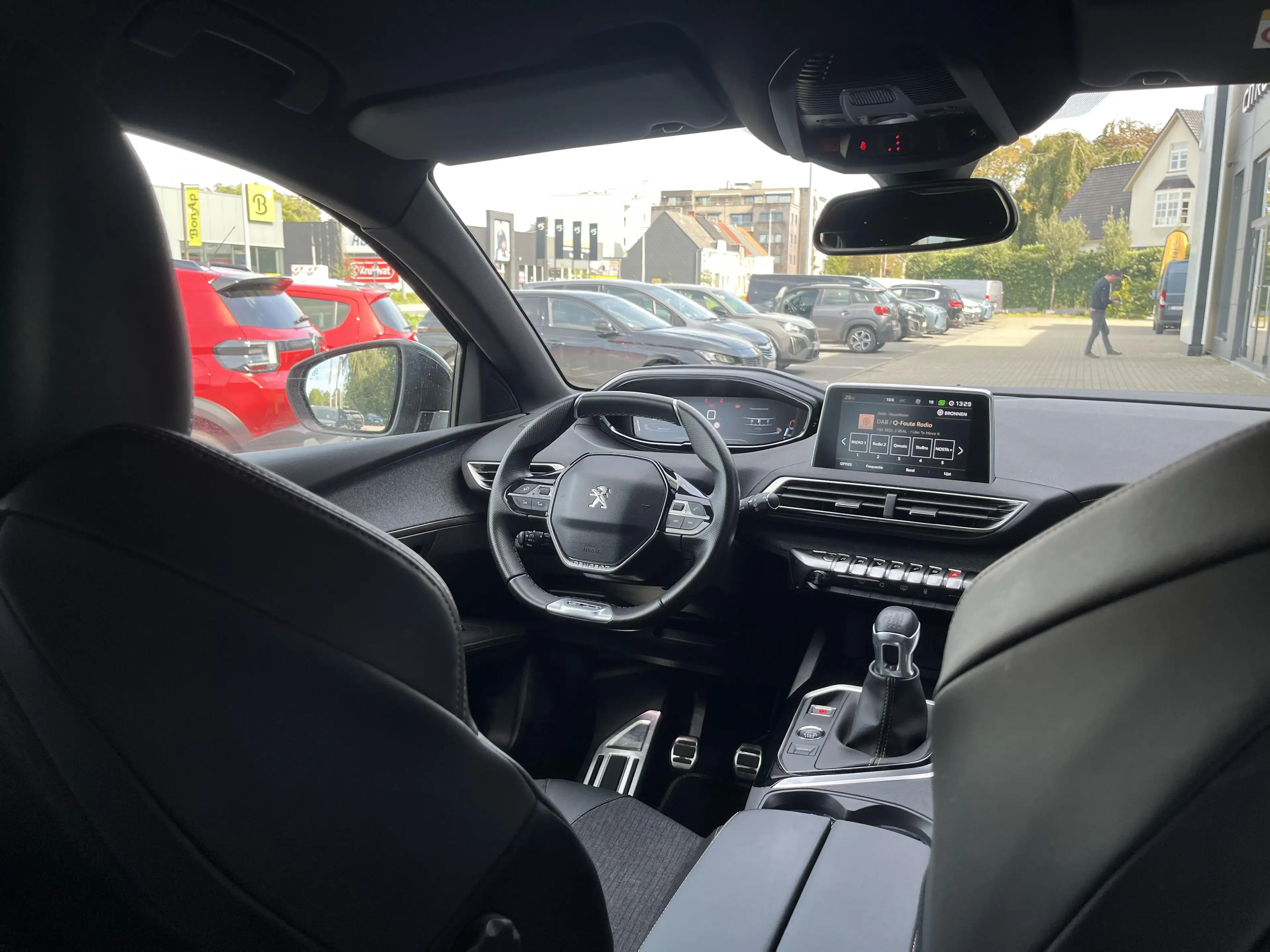 Peugeot 3008 GT — photo 16