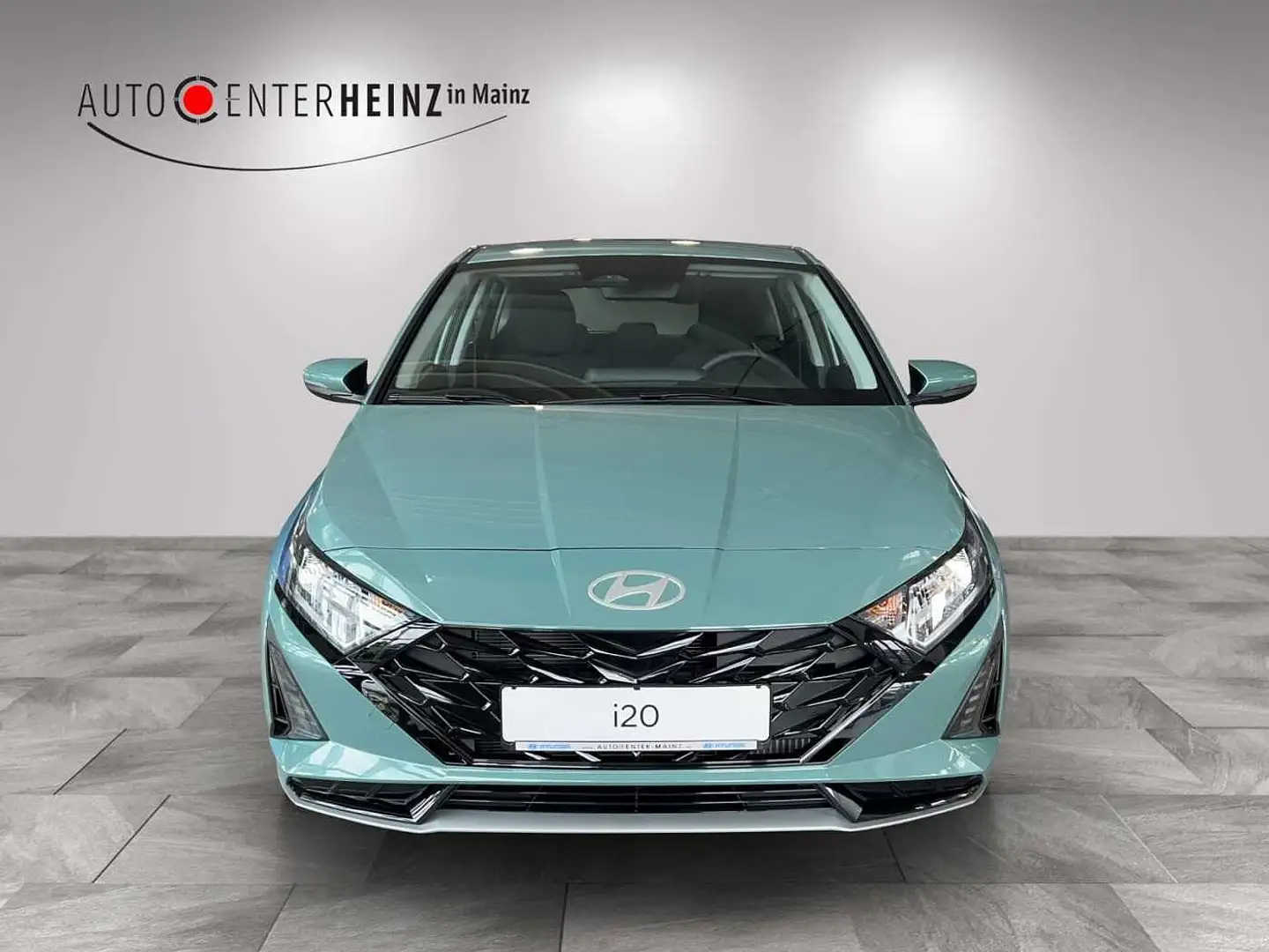 Hyundai i20 1.0 T-GDI 48V-Hybrid DCT Trend*Komfortpaket* Зелёный - 2