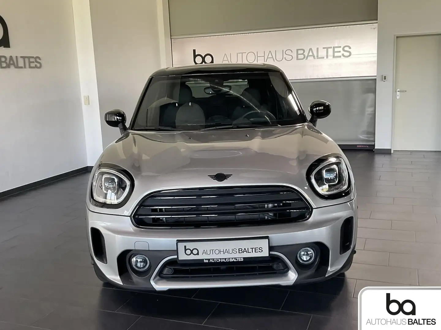 MINI Cooper Countryman Cooper Countryman Trim 18"/ParkAss/ACC/AHK Silber - 2