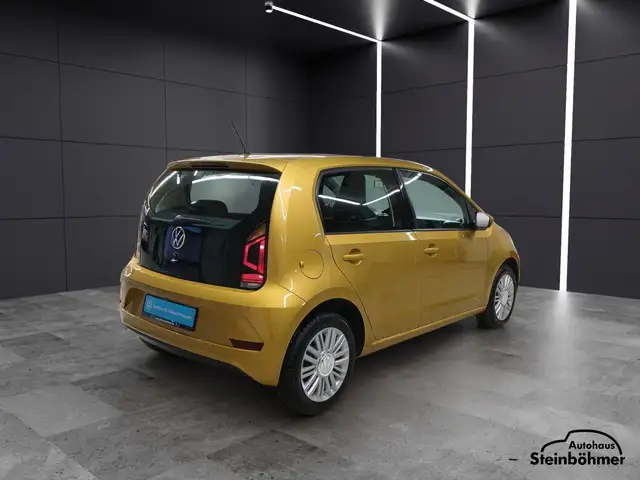 Volkswagen Up! view 8