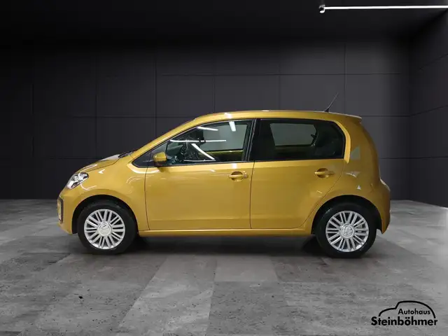 Volkswagen Up! view 3