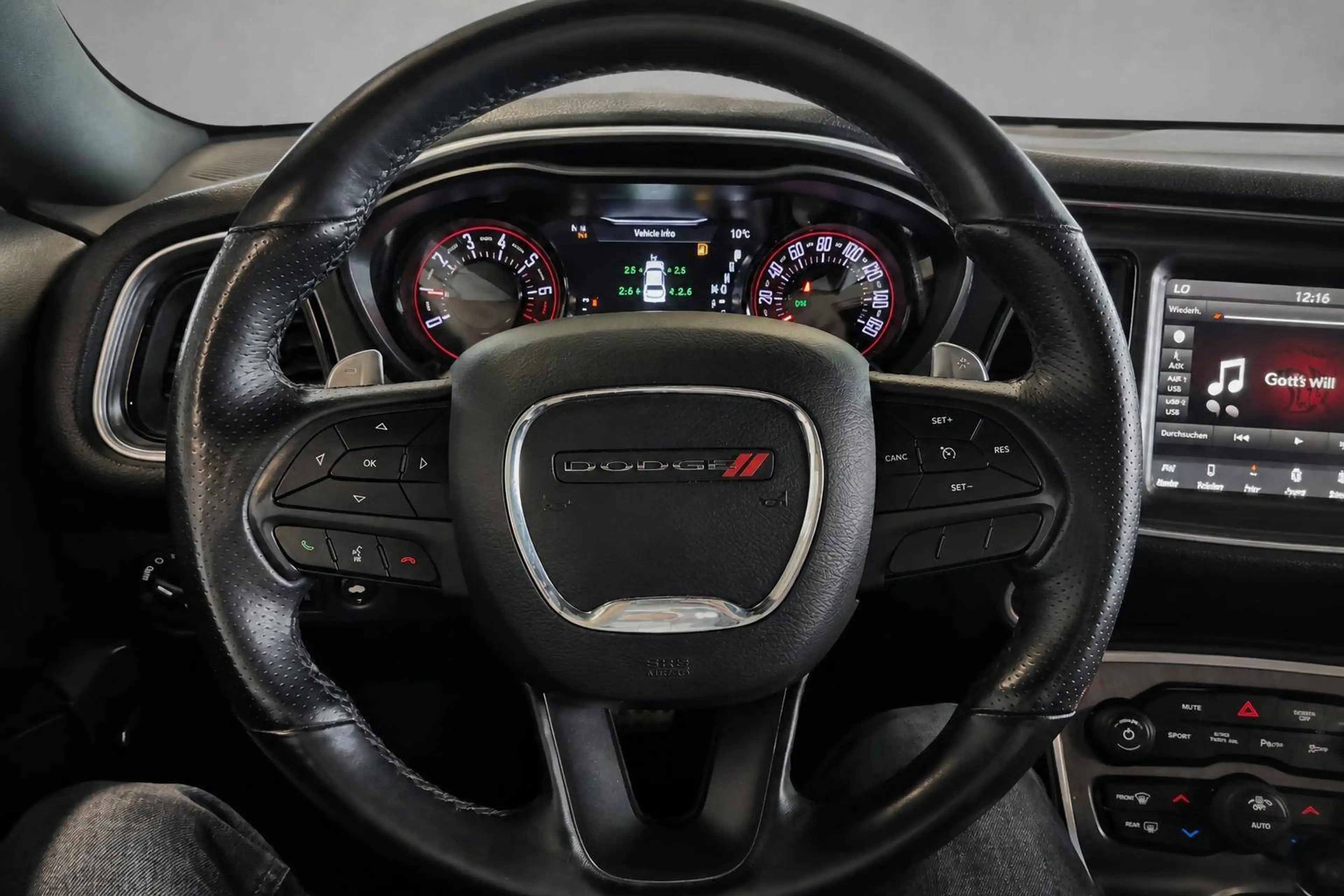 Dodge Challenger AWD *Soundsystem Alpine + Schiebedach — photo 13
