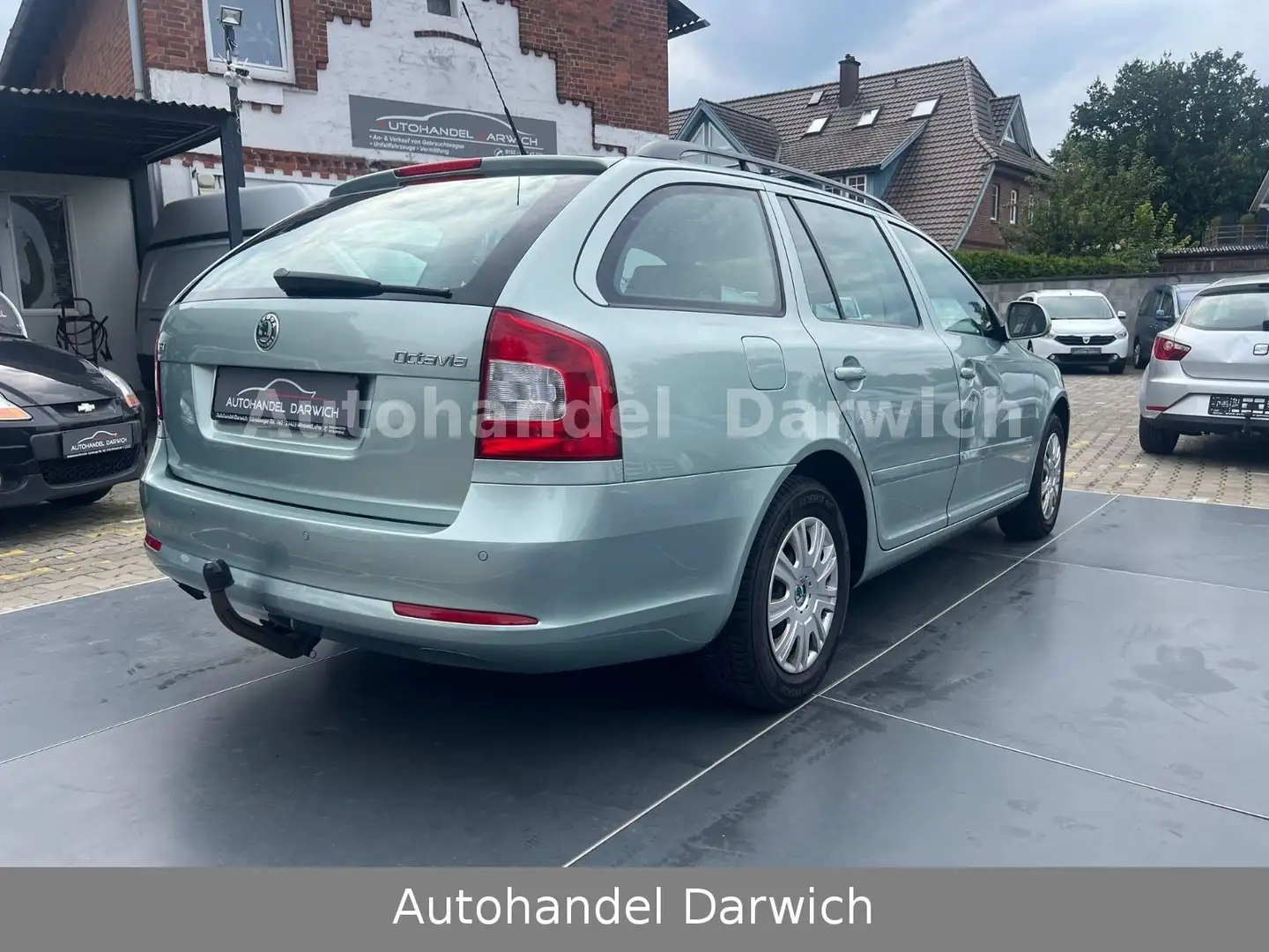 Skoda Octavia Combi Ambiente 1.4 TSI DSG 2.Hand Grün - 2