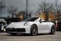 Porsche 992 992 Cabriolet 3.0 Carrera 4 S GERESERVEERD Grijs - thumbnail 2