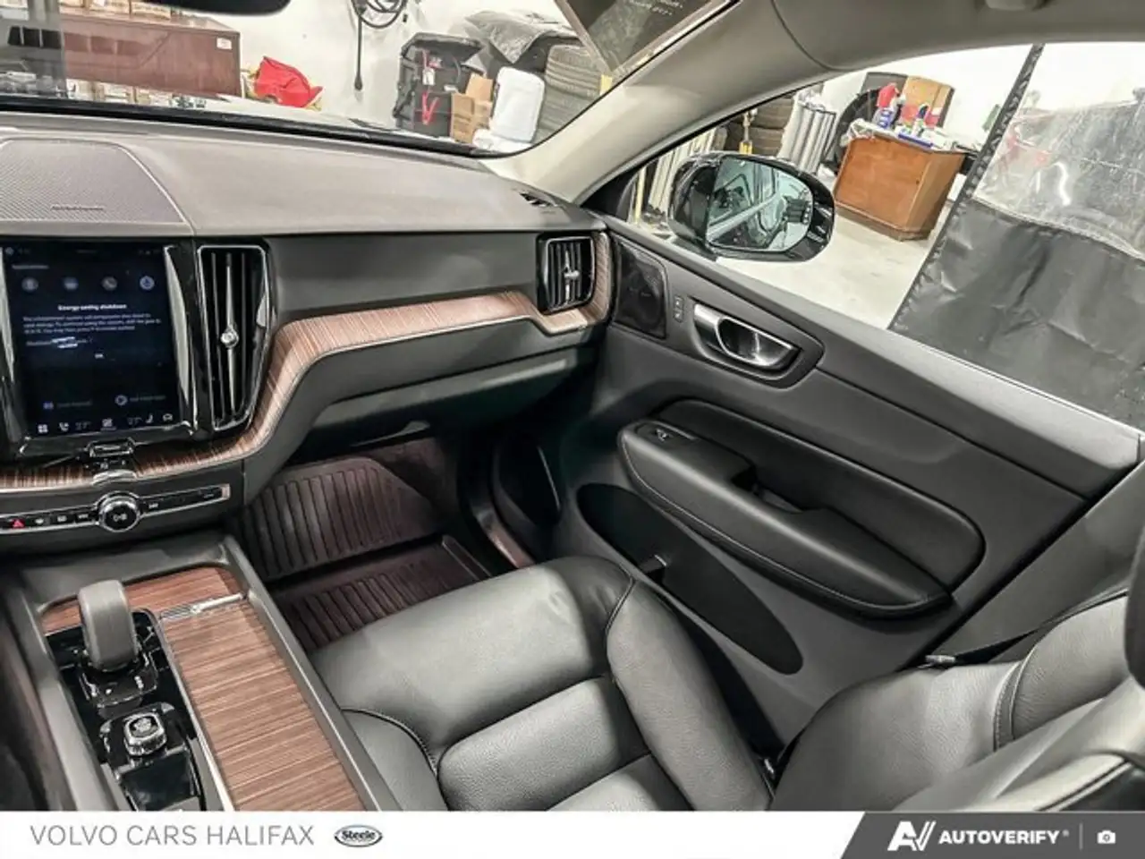 Volvo XC60 снимка Volvo XC60