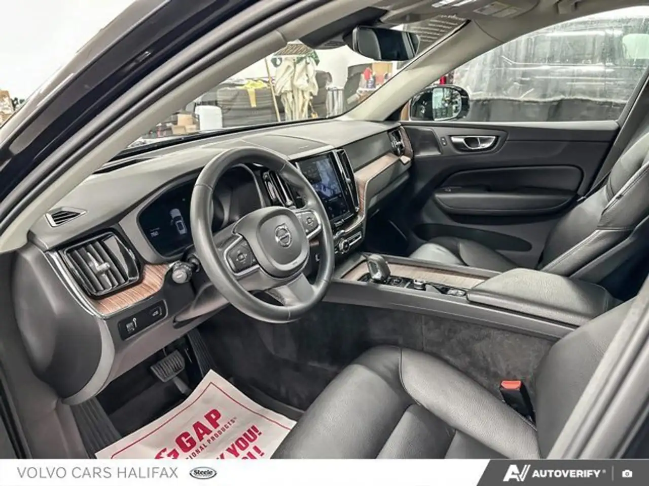 Volvo XC60 снимка Volvo XC60