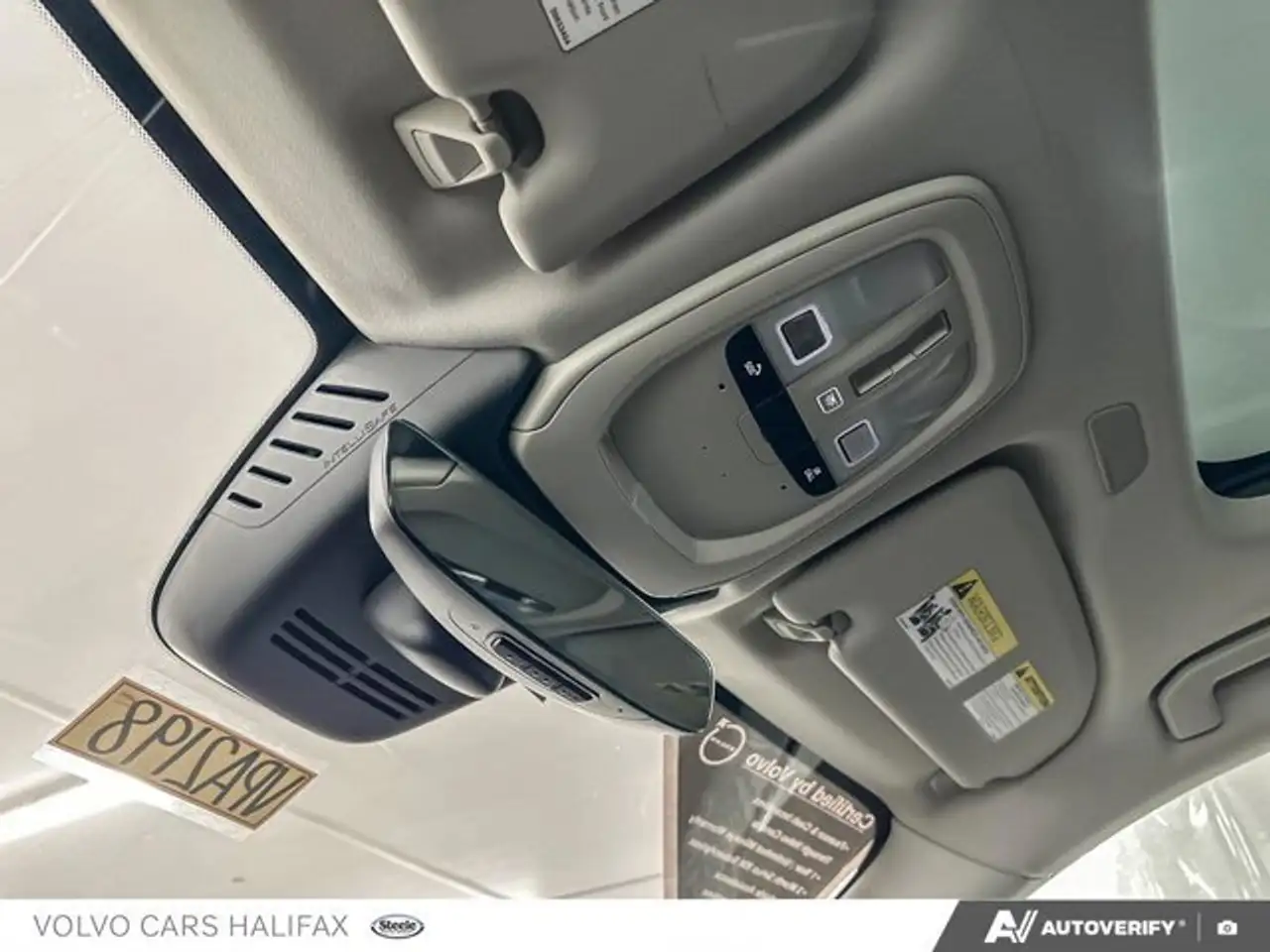 Volvo XC60 снимка Volvo XC60