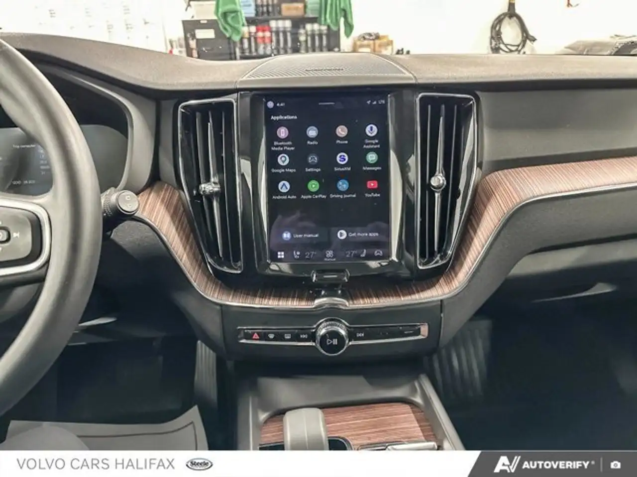 Volvo XC60 снимка Volvo XC60