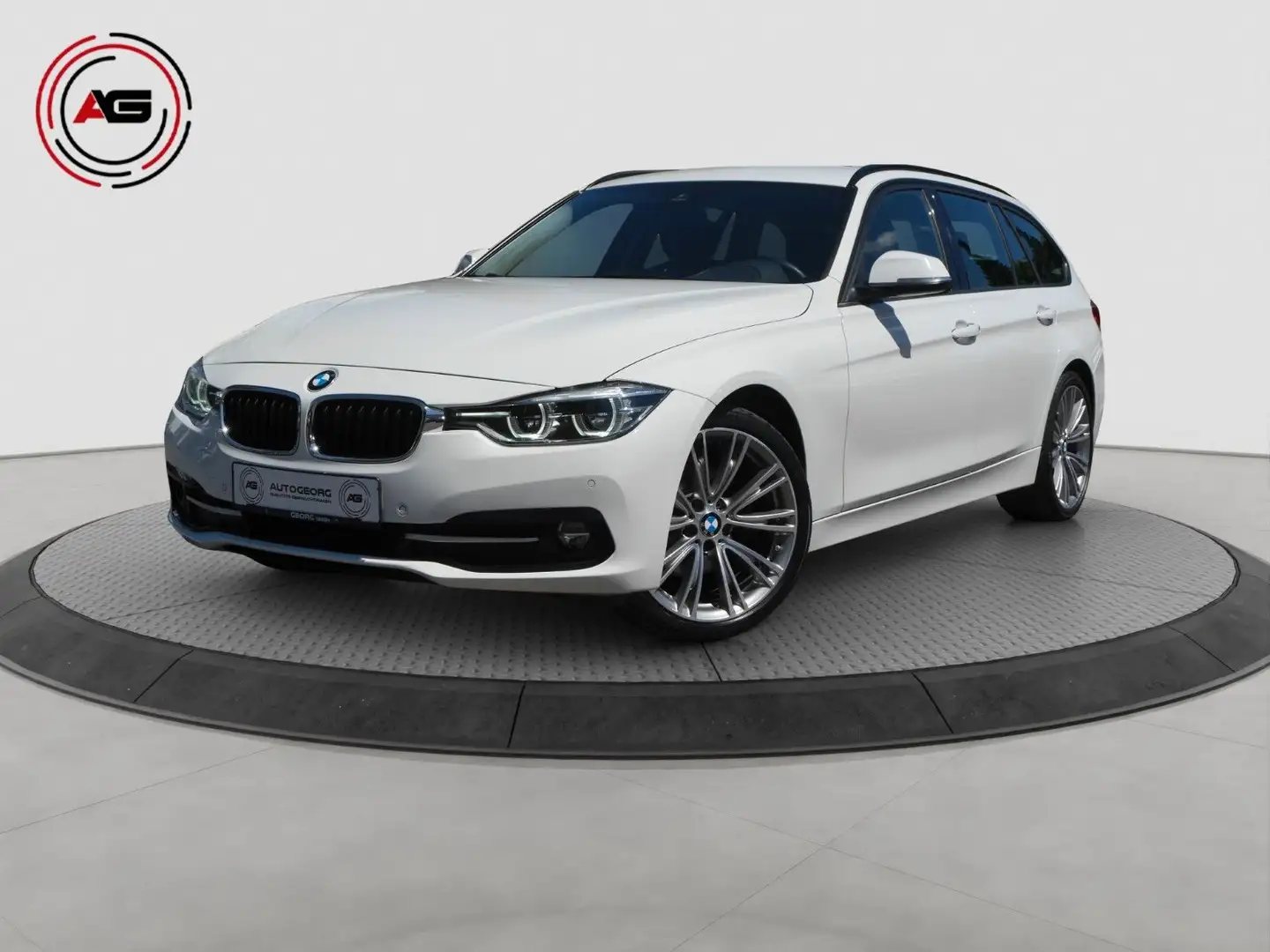 BMW 320 dA Touring Sport Line LED HUD AHK NAVI PROF. Weiß - 1