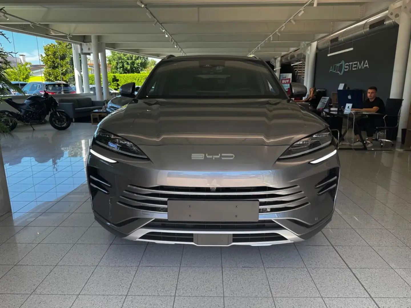 BYD Seal U DMi 1.5 218 CV PHEV Comfort - VARI COLORI! Сірий - 2