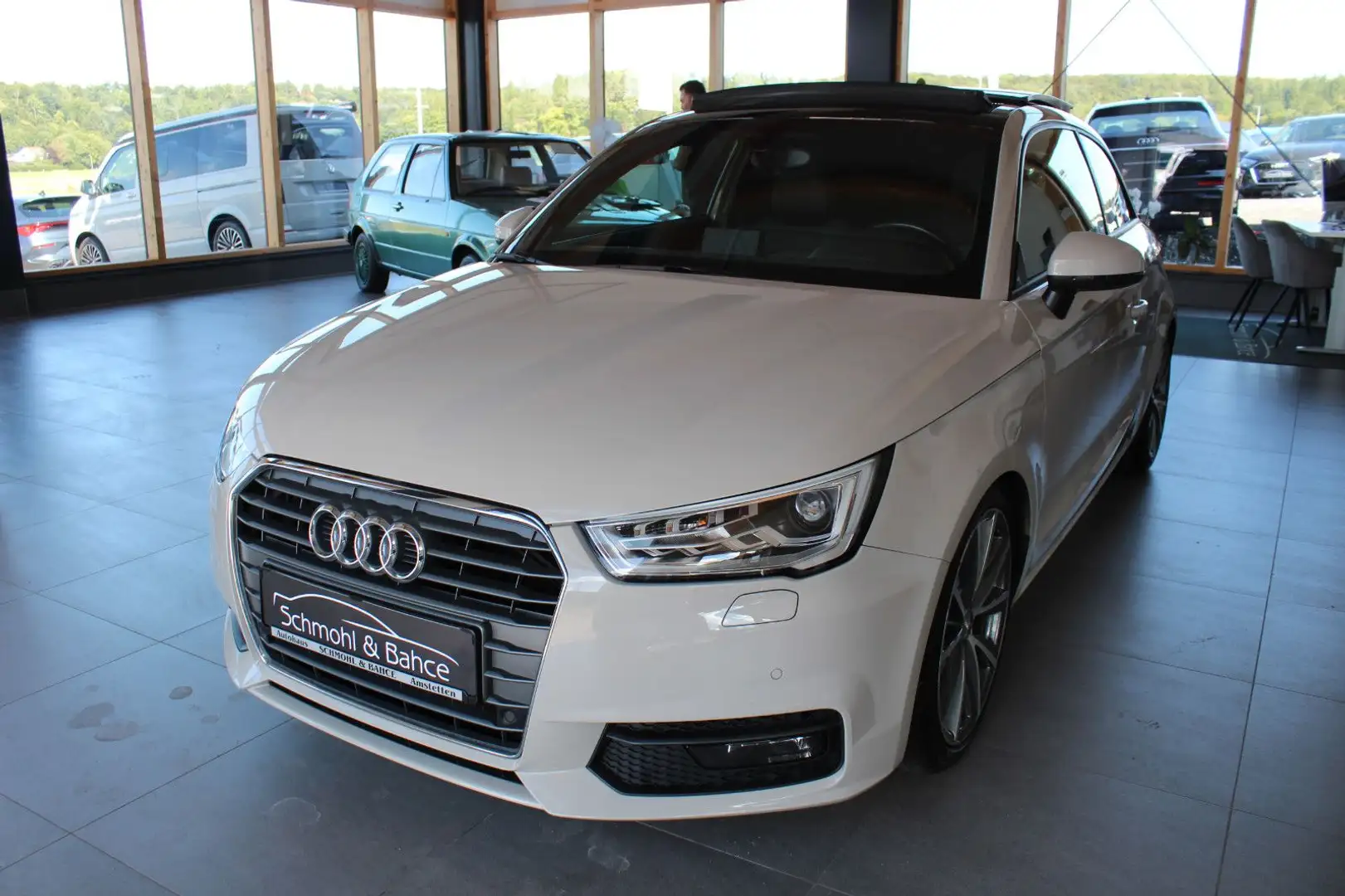Audi A1 1.0 TFSI sport*XENON*NAVI*PANO* Beige - 1