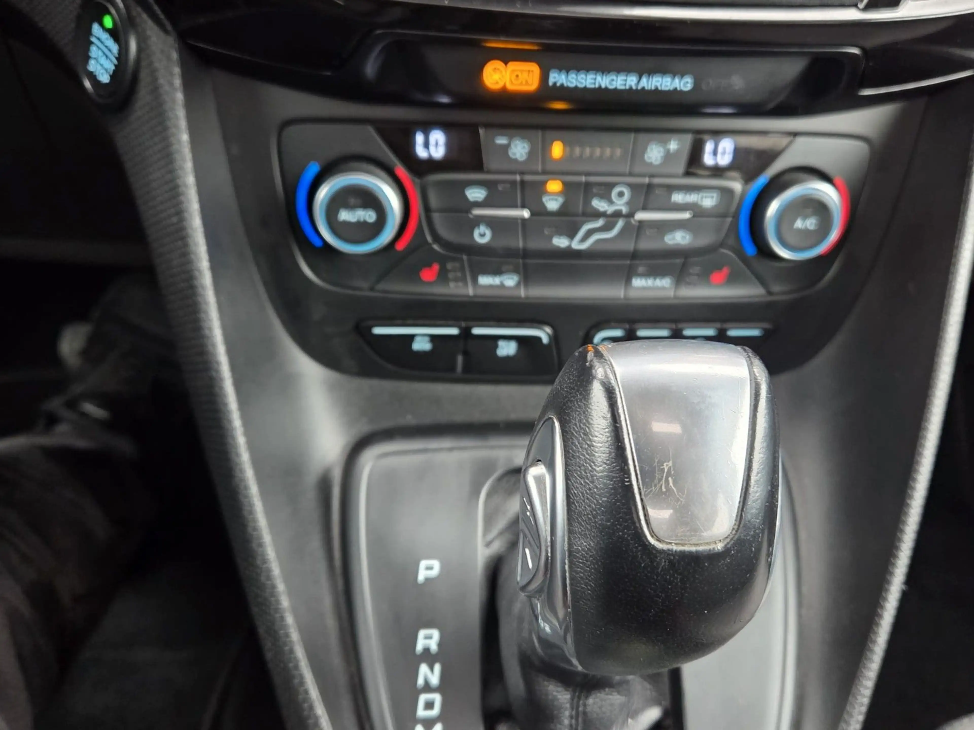 Ford Grand Tourneo Tourneo Connect 1,5 TDCI /7 SITZER /NAVI/TEMP — photo 11