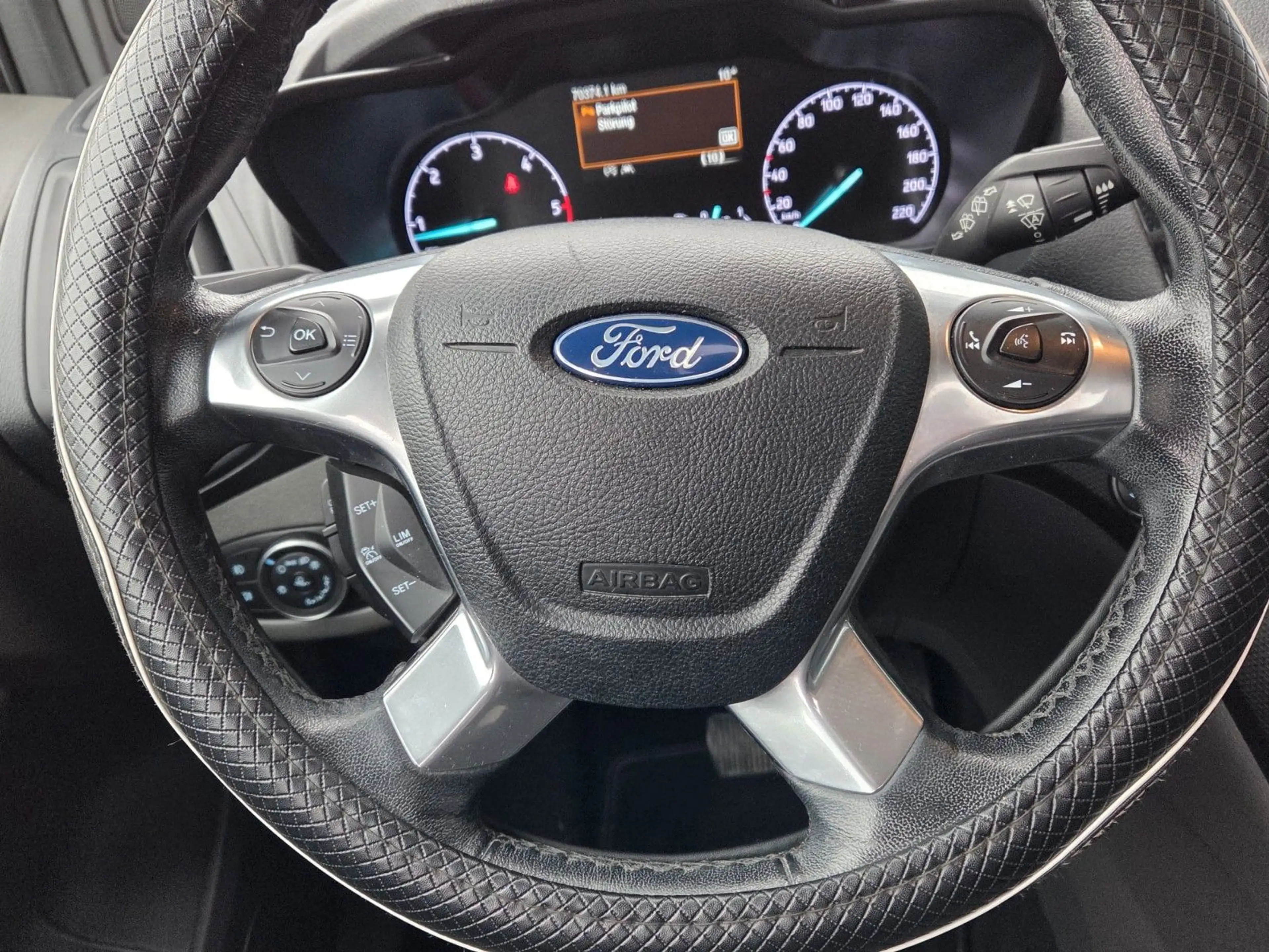 Ford Grand Tourneo Tourneo Connect 1,5 TDCI /7 SITZER /NAVI/TEMP — photo 9