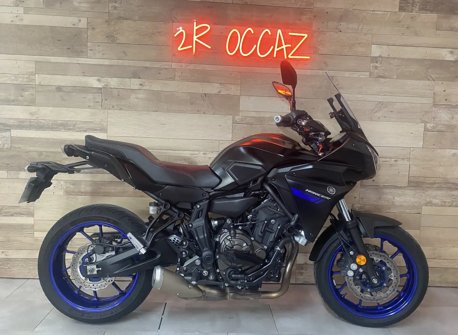 Yamaha Tracer 700 Noir - 1